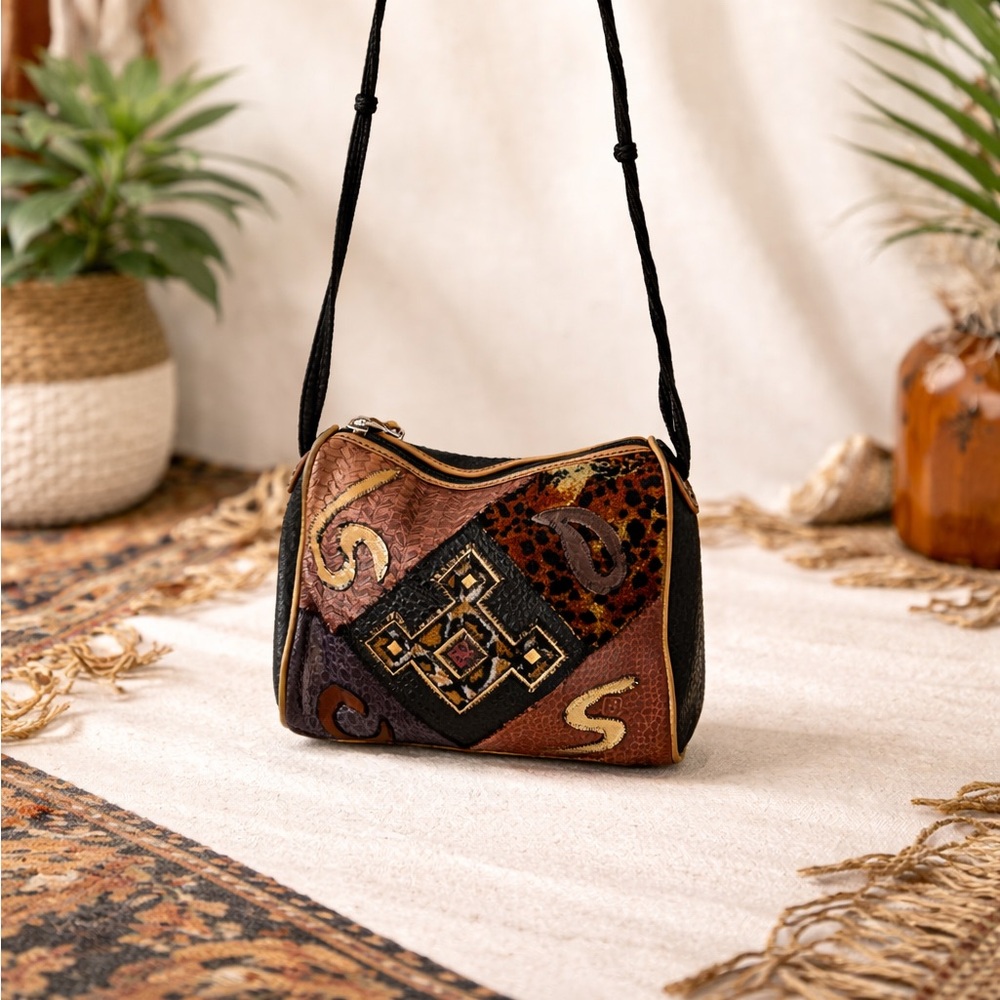 Vintage Alien Workshop Patchwork Crossbody Bag Sk… - image 1